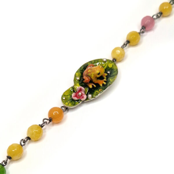 Bracciale giade con ninfea e rana arancio - immagine 2